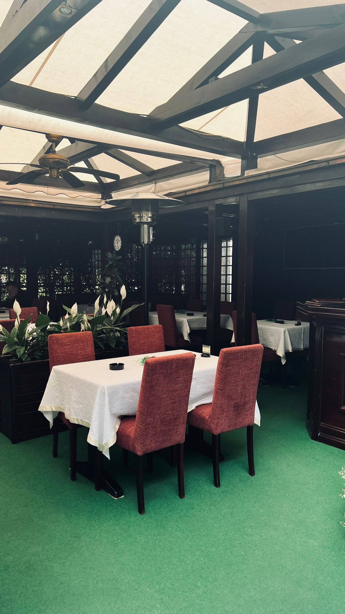 Pokrivena bašta restorana